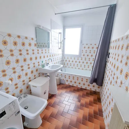 Les Tournesols Apartment Hyeres Exterior photo